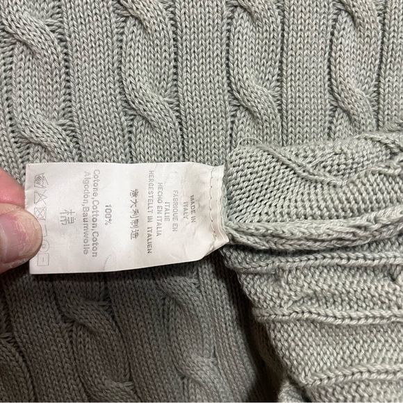 Brandy Melville Gray Cable Knit Sweater Size Medium - Picture 6 of 9